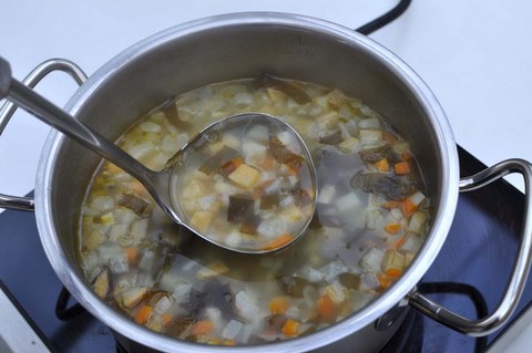 recette soupe oignons navets ânais carottes